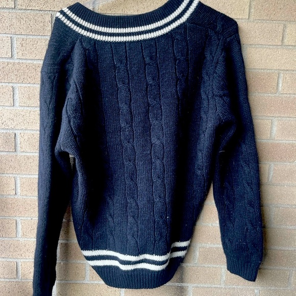 Brandy Melville Blue and White V-Neck Cable Knit Sweater - Picture 2 of 2